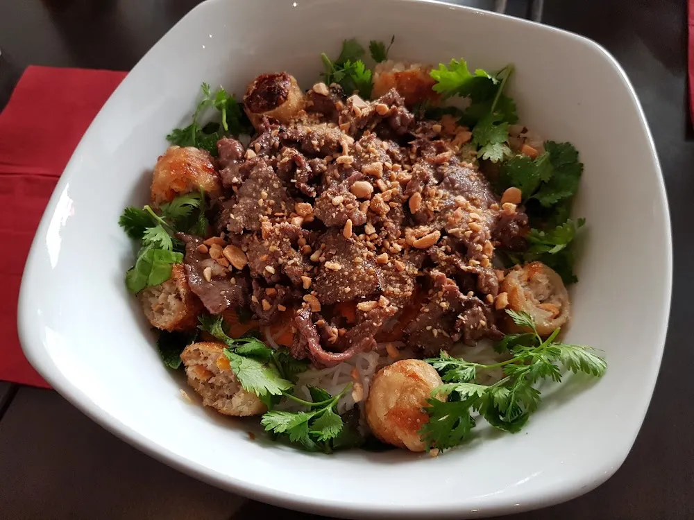 Bun Bo-nem Au Poulet Bouef